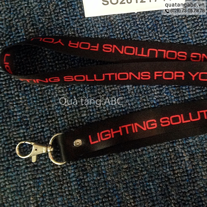 Dây đeo thẻ của DV điện lực Lighting Solutions được in tại INLOGO
