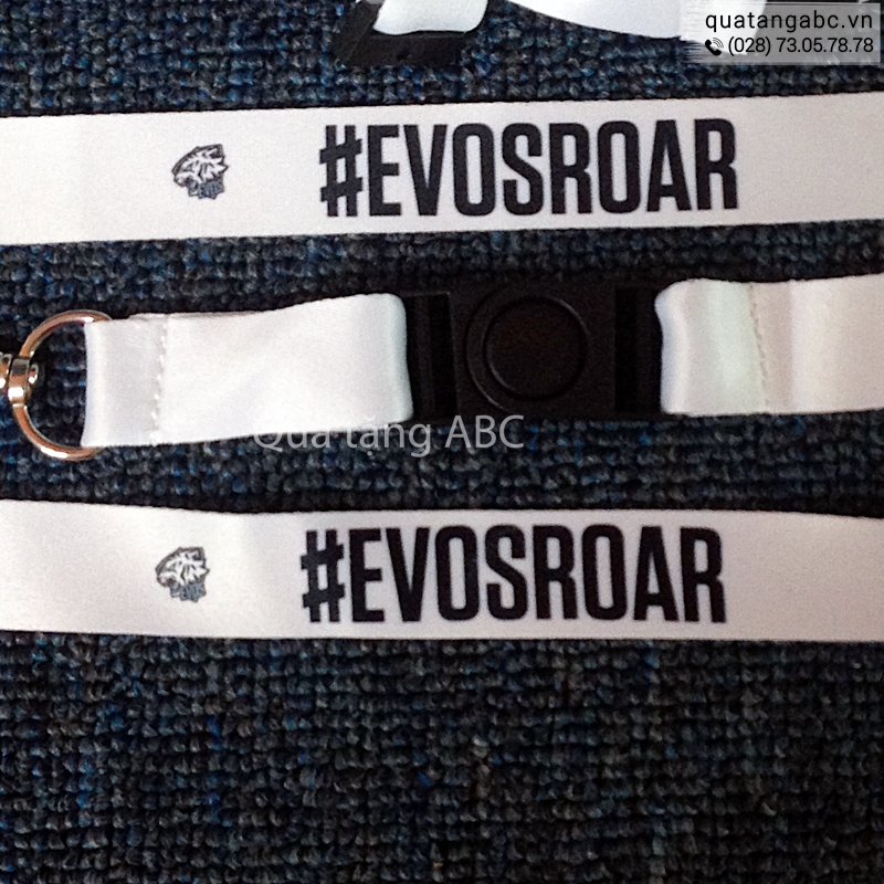 INLOGO in dây đeo thẻ nhân viên cho tổ chức thể thao điện tử Evos Esports